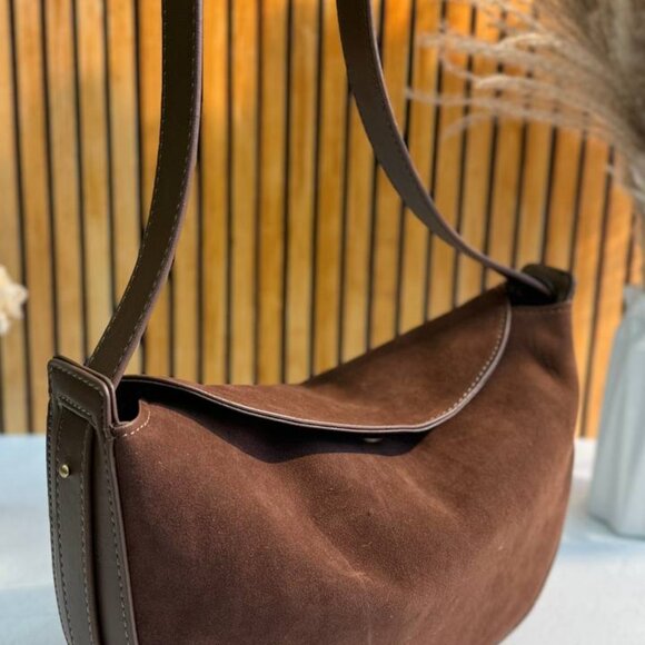 Elegant Shape Bag - Picture 3 of 9